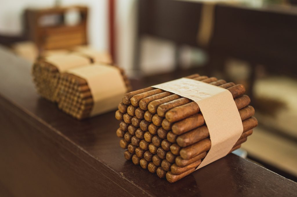 roll of mexican cigars